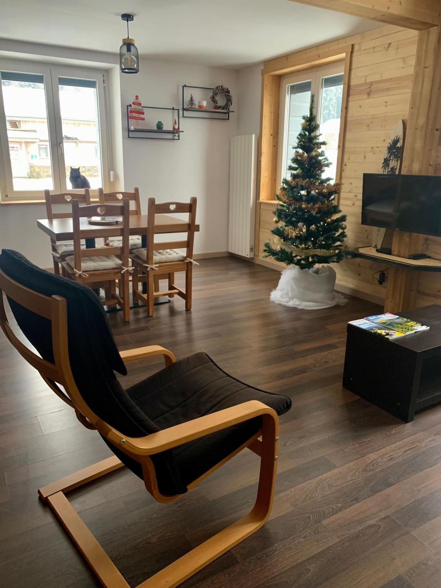Appartement Cosy Avec Jardin Et Barbecue جوراردُميه المظهر الخارجي الصورة